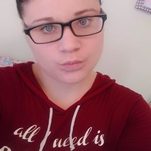 Meet your Posher, Justine